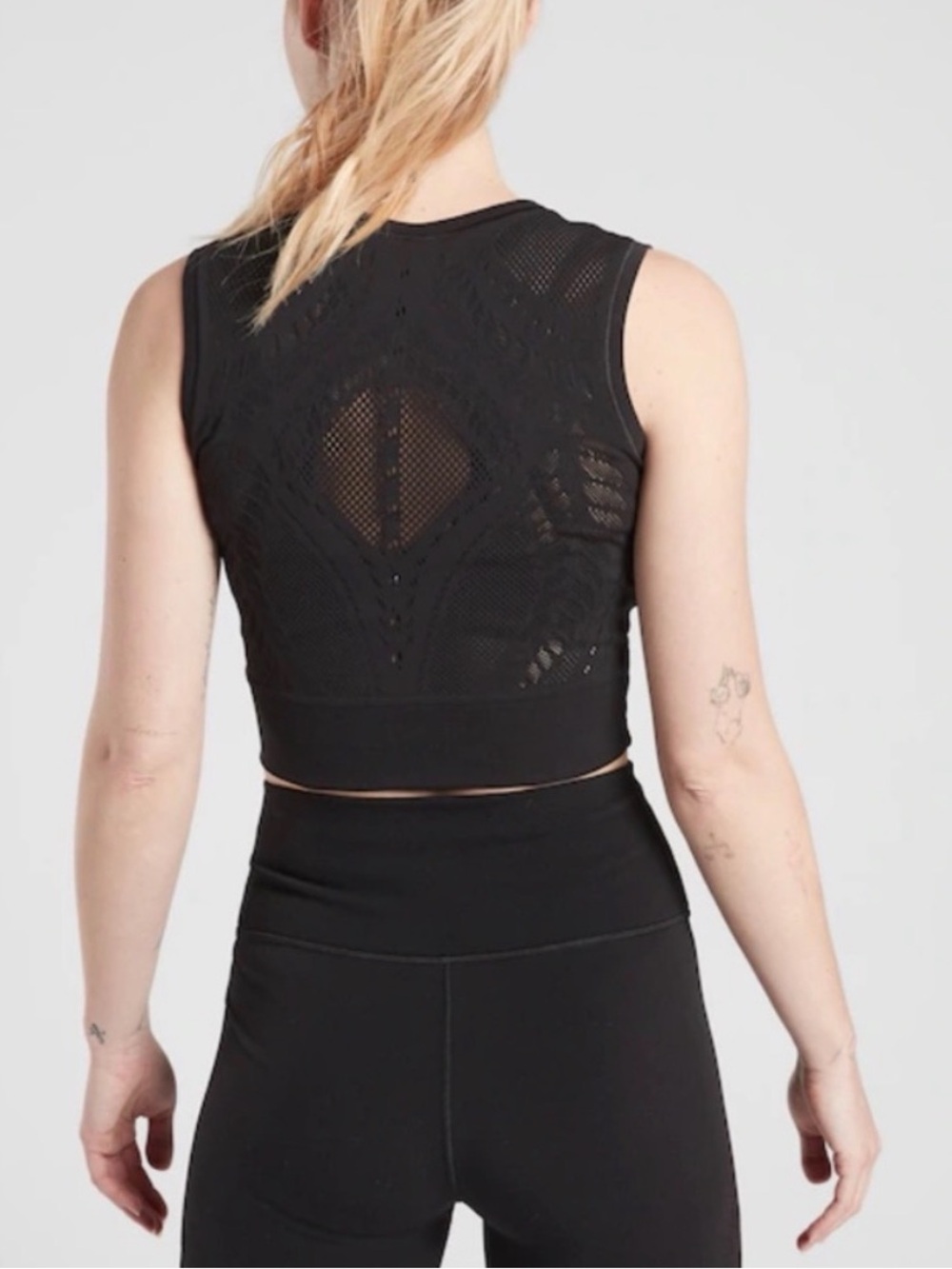Athleta Black Mesh Sleeveless Crop Top - Picture 5 of 6